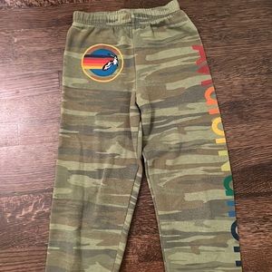 Aviator Nation kids sweatpants color: camo size: 10